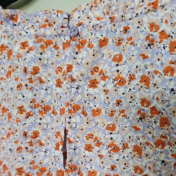 Cupcakes & Cashmere Lavender and Orange Ditzy Floral Long Sleeve Blouse Large - Picture 8 of 9